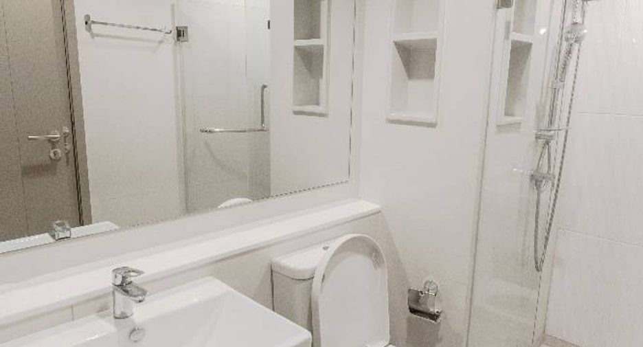 Condo en alquiler de 1 habitaciones en Huai Khwang, Bangkok