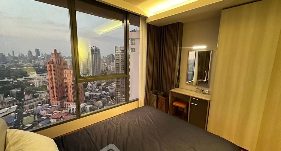 For rent 2 bedrooms condo in Khlong Toei, Bangkok