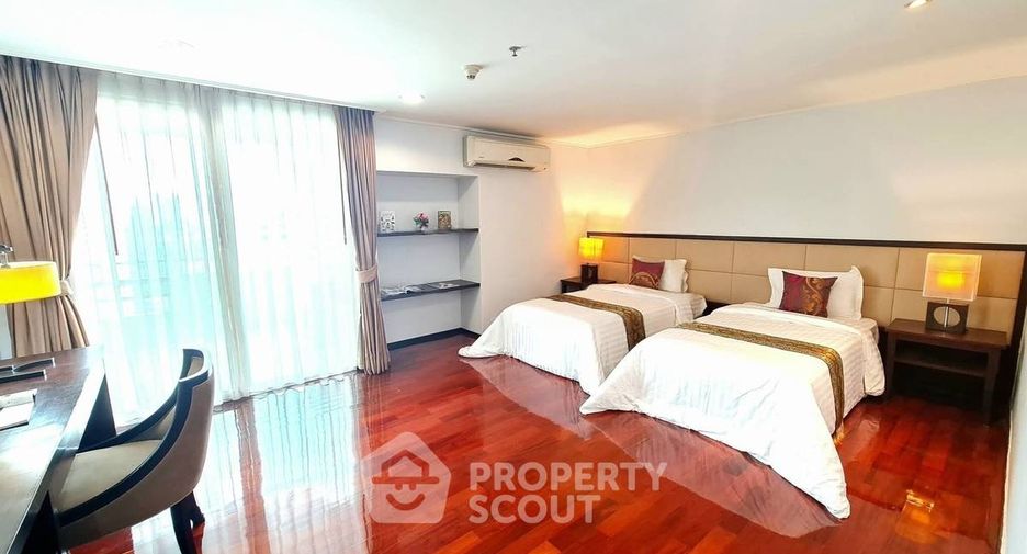 For rent 2 bedrooms apartment in Watthana, Bangkok