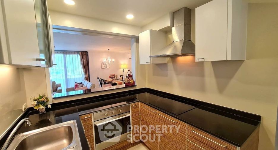 For rent 2 bedrooms apartment in Watthana, Bangkok