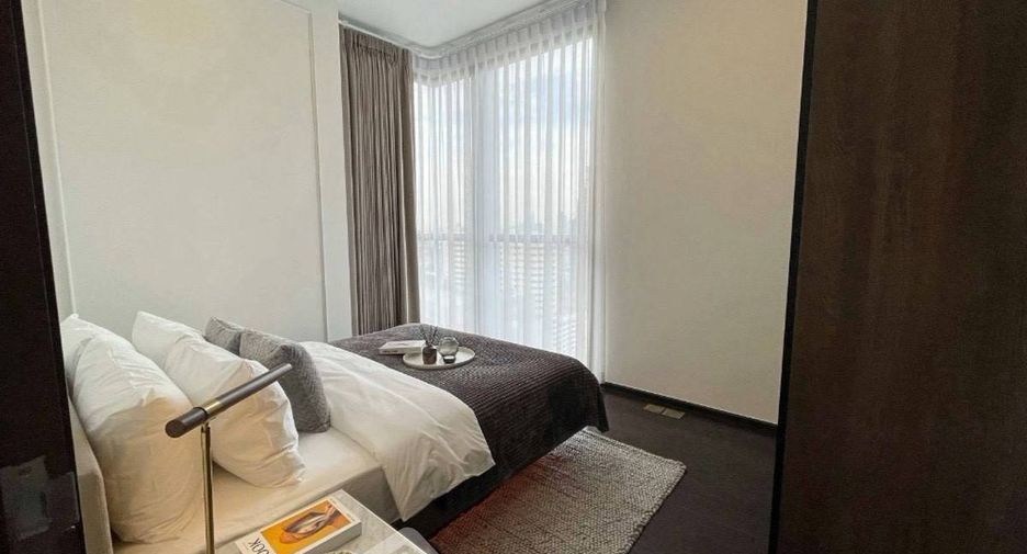 For rent 2 bedrooms condo in Watthana, Bangkok
