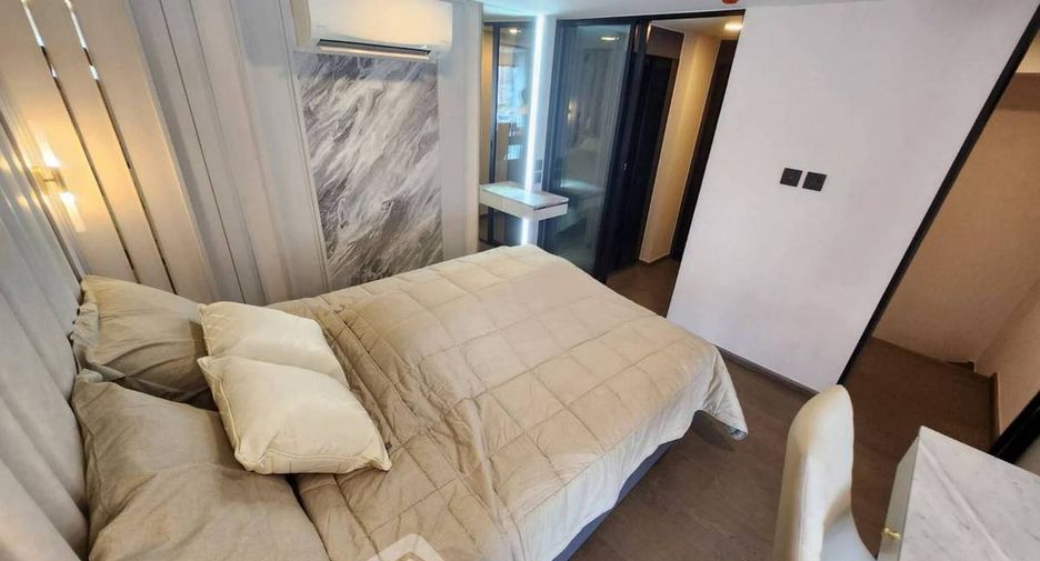 Condo en alquiler de 2 habitaciones en Bang Rak, Bangkok