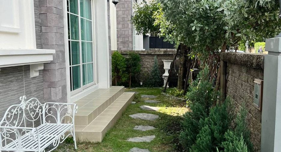 Haus zur Miete mit 4 Zimmer in Prawet, Bangkok