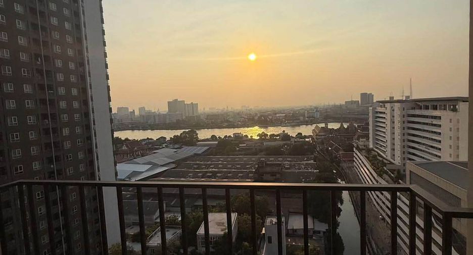 Condo en alquiler de 2 habitaciones en Bang Sue, Bangkok