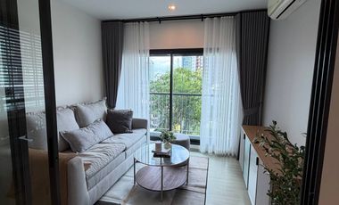 Condo en alquiler de 1 habitaciones en Khlong Toei, Bangkok