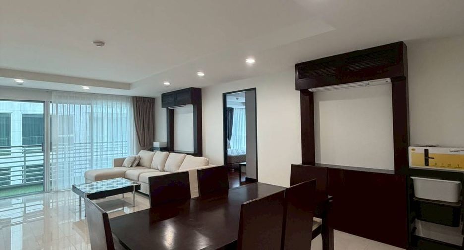 For rent 3 bedrooms condo in Watthana, Bangkok