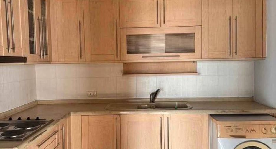 Аренда 3 спальни кондо в Банг Кхо Лаем, Бангкок