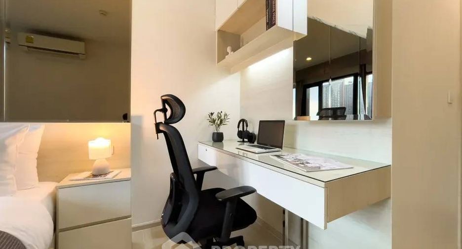 For rent 2 bedrooms condo in Watthana, Bangkok