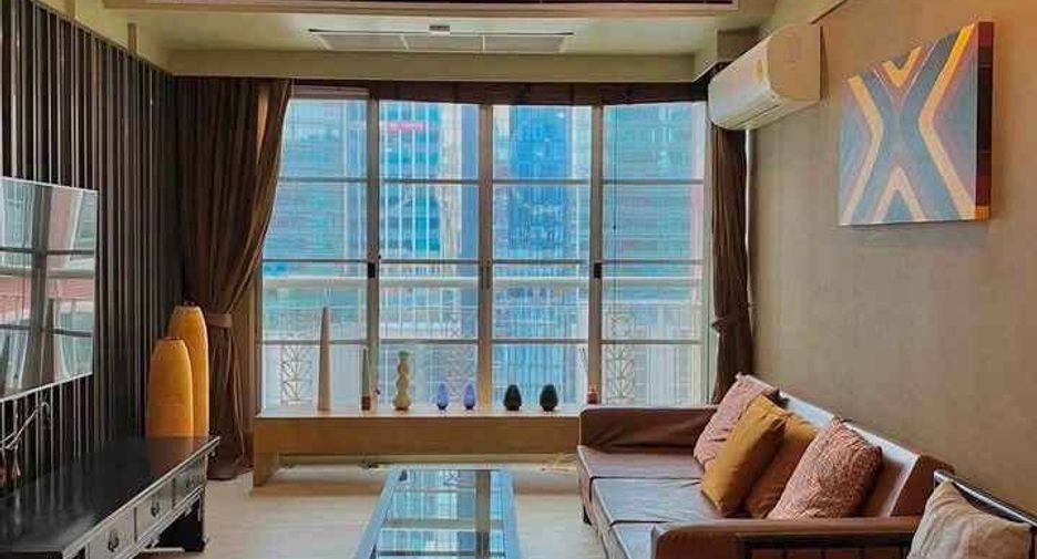 À louer 3 chambres condo à Khlong Toei, Bangkok