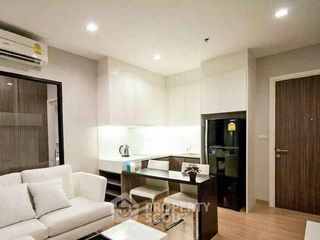 Condo en alquiler de 1 habitaciones en Khlong San, Bangkok