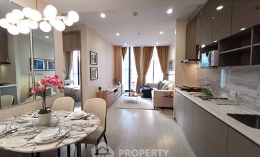 For rent 2 bedrooms condo in Pathum Wan, Bangkok