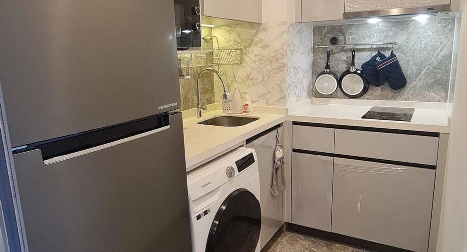 For rent 2 bedrooms condo in Bang Na, Bangkok