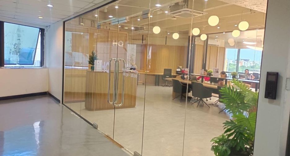 For rent office in Bang Rak, Bangkok