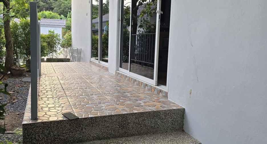 For rent 2 ベッドルーム townhouse in Mueang Phuket, Phuket