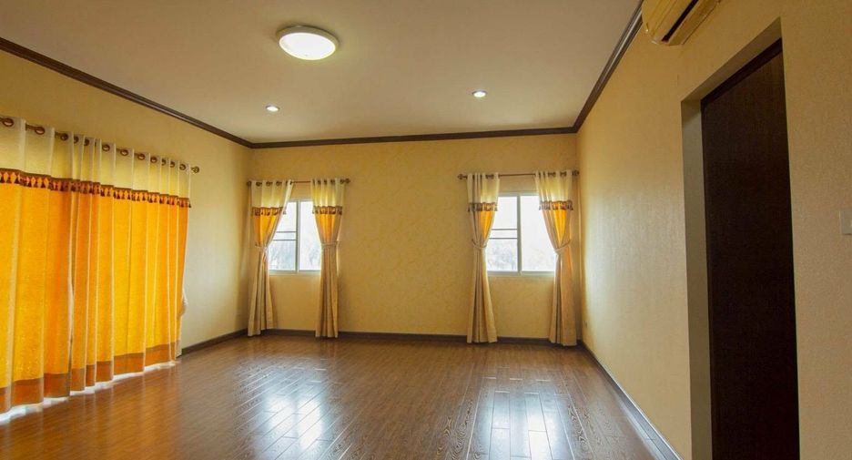 For sale 5 ベッドルーム house in Mueang Chiang Mai, Chiang Mai