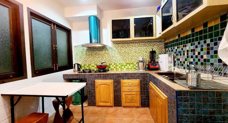 For sale 5 ベッドルーム house in Hang Dong, Chiang Mai