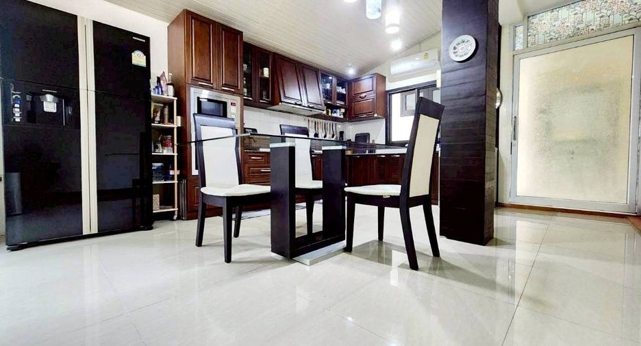 For sale 5 ベッドルーム house in Hang Dong, Chiang Mai