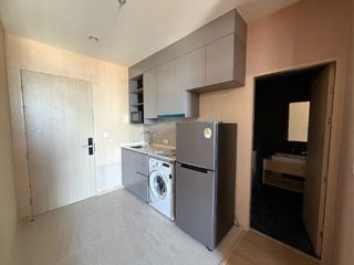 Condo en venta de 2 habitaciones en Bang Na, Bangkok