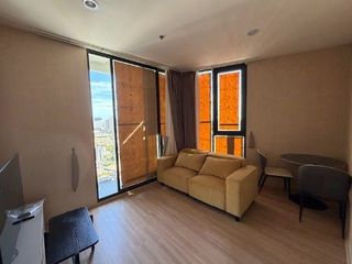Condo en venta de 2 habitaciones en Bang Na, Bangkok