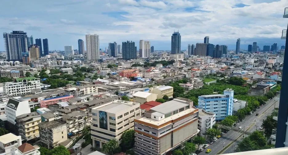 For rent 1 bed condo in Khlong San, Bangkok