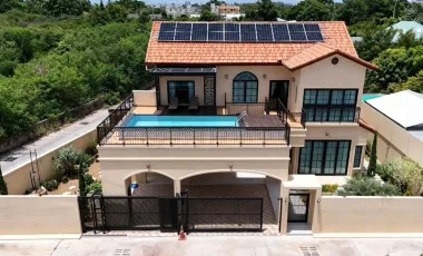 Villa en venta de 4 habitaciones en Bang Lamung, Chonburi
