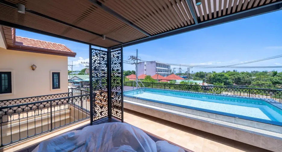 Villa en venta de 4 habitaciones en Bang Lamung, Chonburi