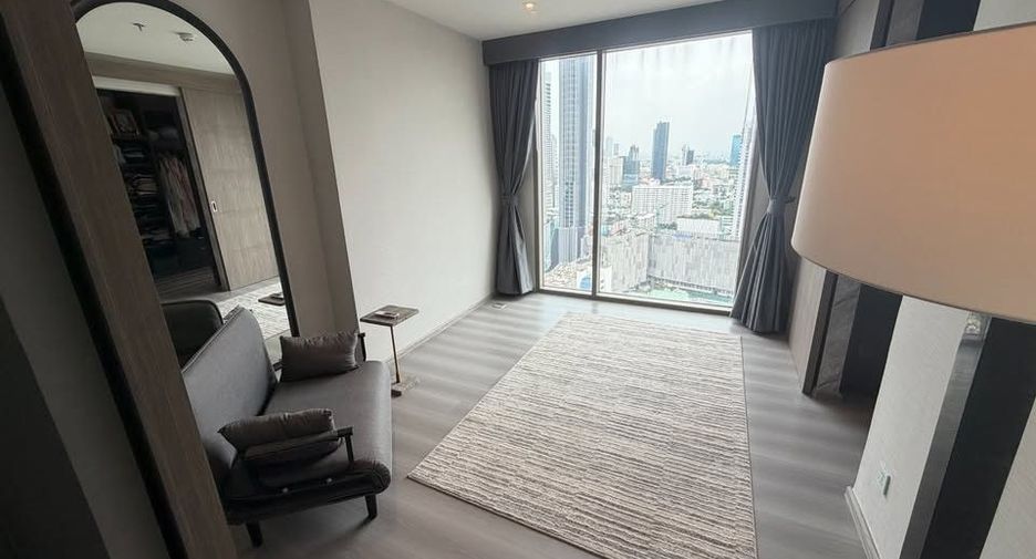 À louer 3 chambres condo à Watthana, Bangkok