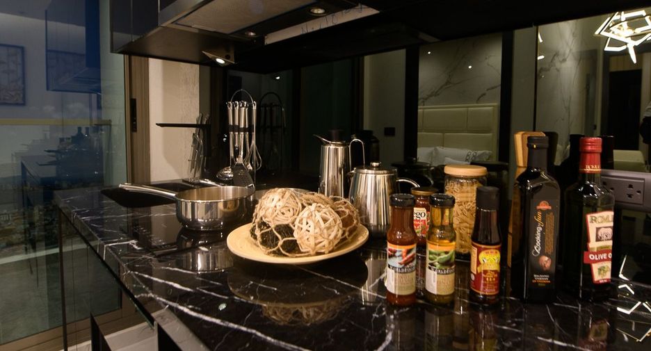 For sale 1 bed condo in Bang Lamung, Chonburi