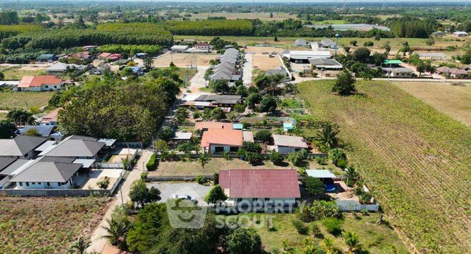 For sale 4 ベッドルーム house in Phanat Nikhom, Chonburi