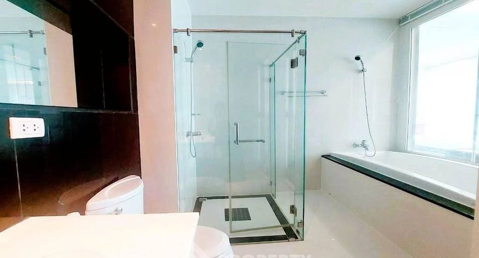 Condo en venta de 2 habitaciones en Pathum Wan, Bangkok