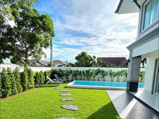Villa zum Kauf mit 5 Zimmer in Bang Lamung, Chonburi
