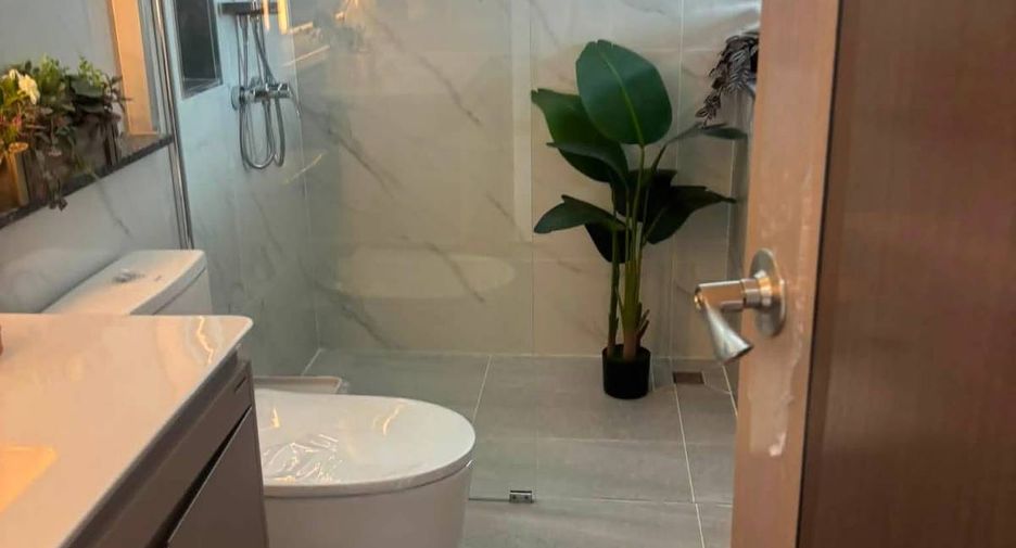 For sale 3 bedrooms villa in Bang Lamung, Chonburi