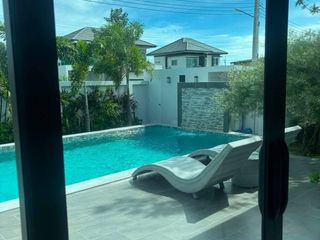 For sale 3 bedrooms villa in Bang Lamung, Chonburi