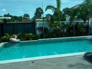 For sale 3 bedrooms villa in Bang Lamung, Chonburi