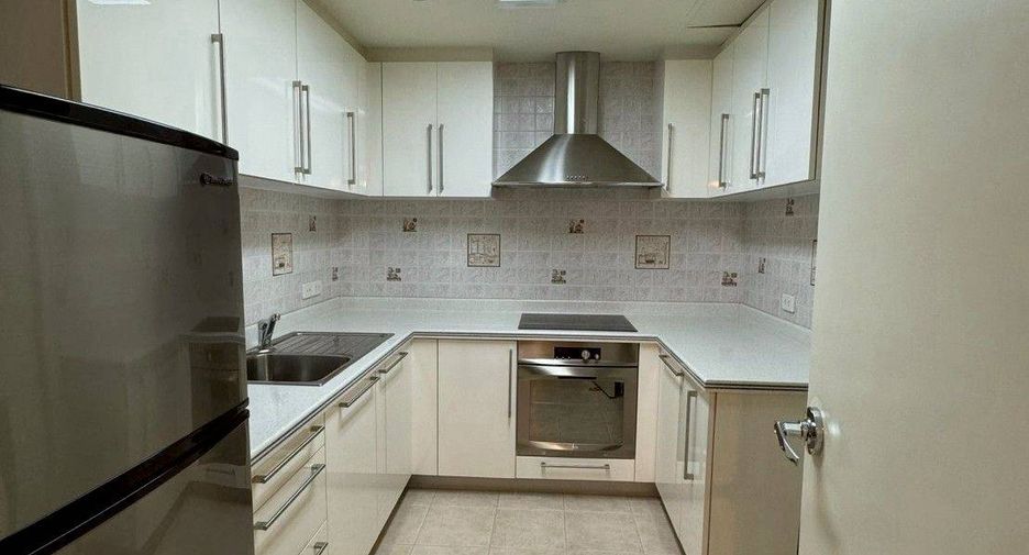 For sale 1 bed condo in Pathum Wan, Bangkok