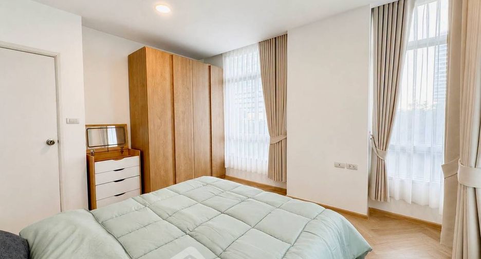 For sale 1 bed condo in Bang Na, Bangkok