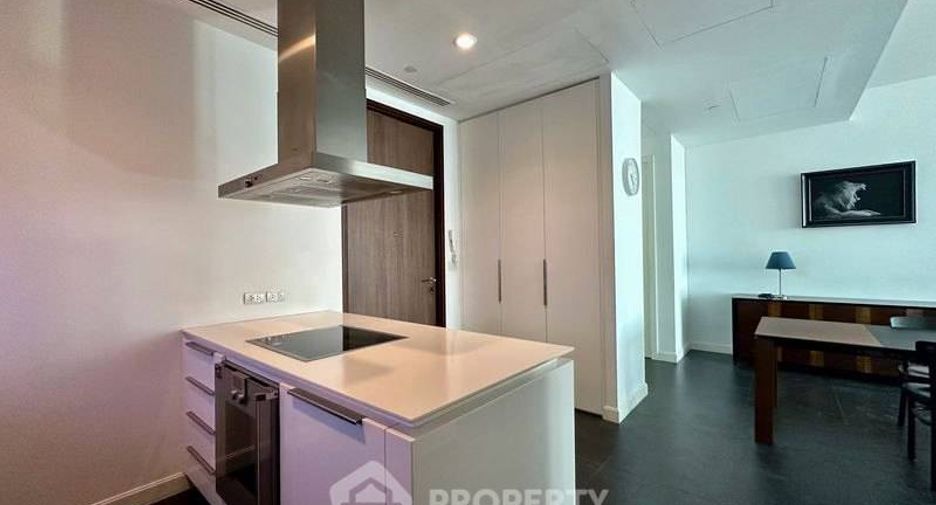 For sale 2 bedrooms condo in Pathum Wan, Bangkok