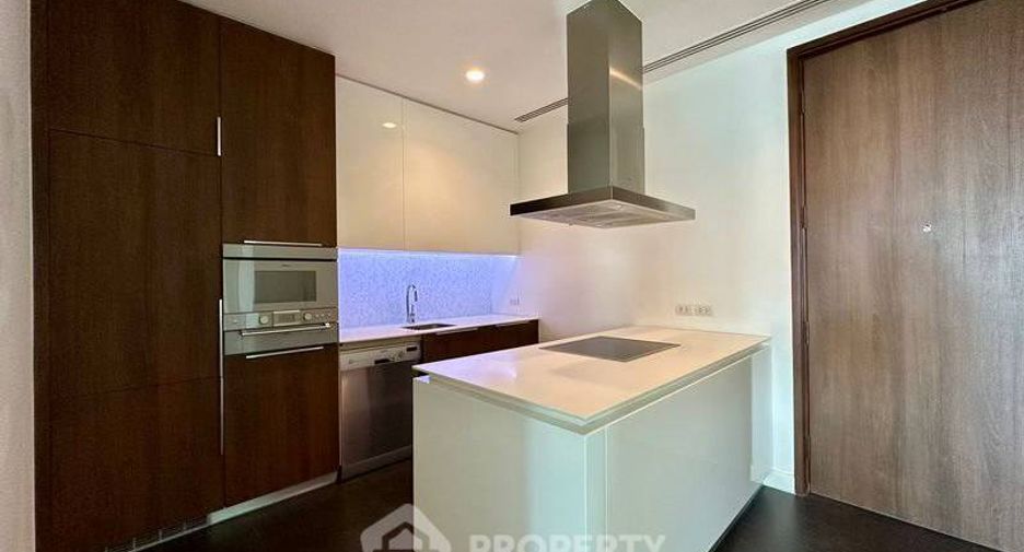 For sale 2 bedrooms condo in Pathum Wan, Bangkok