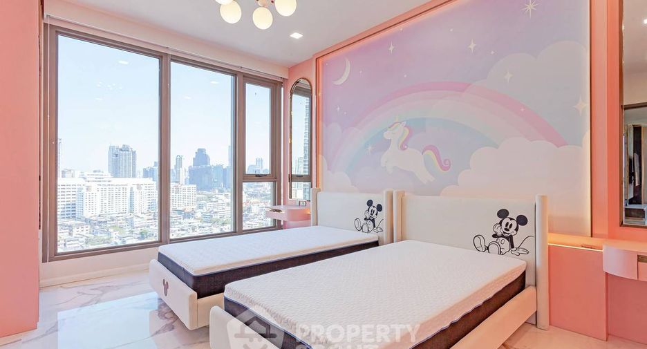 For sale 3 bedrooms condo in Bang Kho Laem, Bangkok
