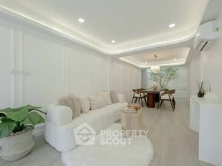 Casa en venta de 4 habitaciones en Suan Luang, Bangkok