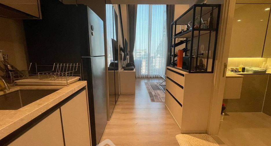 For sale 1 Beds condo in Phaya Thai, Bangkok