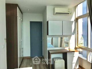 For sale 2 ベッドルーム condo in Phra Khanong, Bangkok