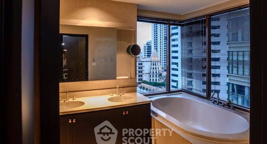 Wohnung zum Kauf mit 3 Zimmer in Khlong Toei, Bangkok