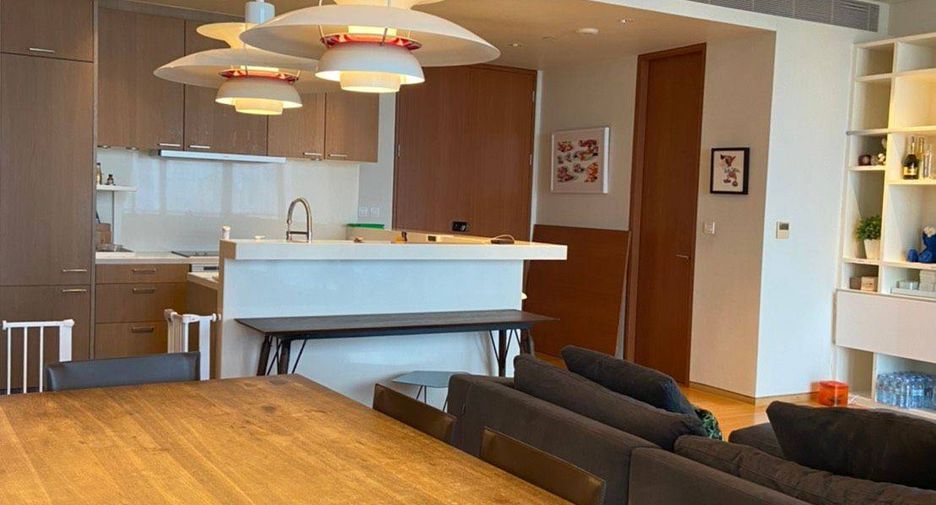 For sale 1 bed condo in Sathon, Bangkok