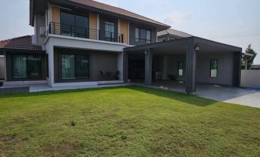 出售 4 卧室 独立屋 在 Sai Mai, 曼谷