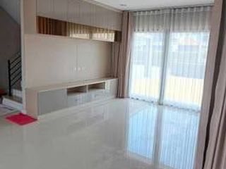 出售 4 卧室 独立屋 在 Sai Mai, 曼谷