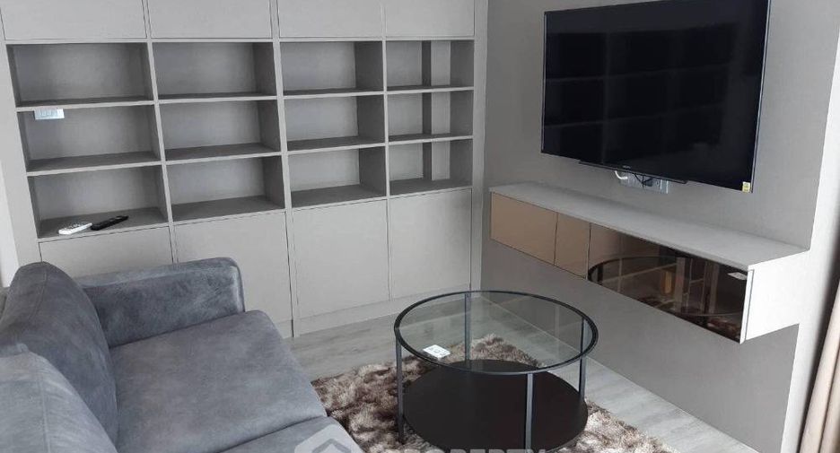 For sale 1 Beds condo in Bang Na, Bangkok