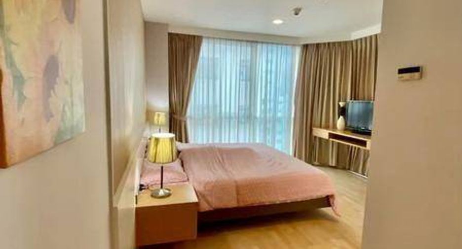 For sale 2 bedrooms condo in Watthana, Bangkok