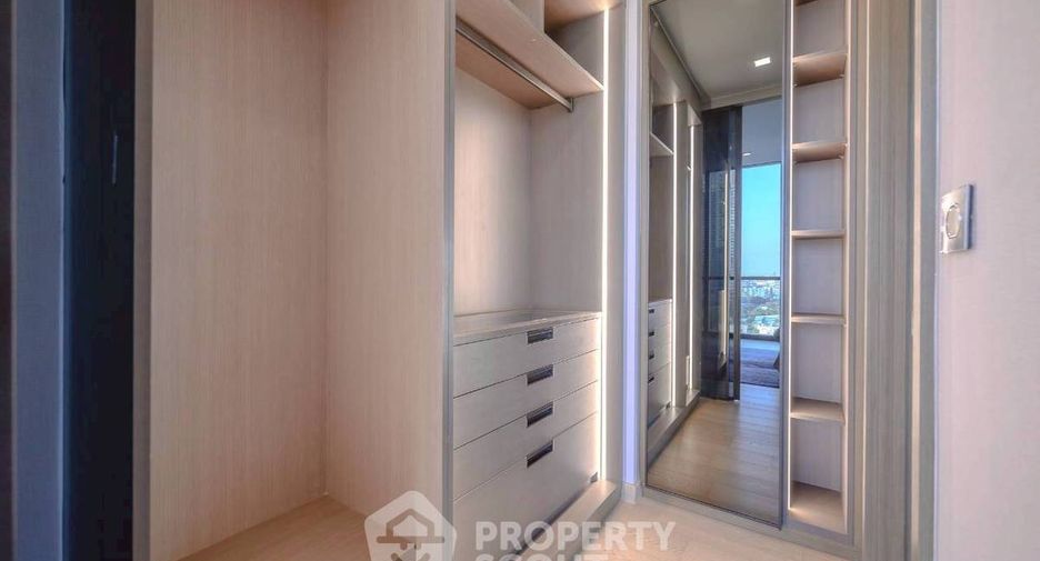 For sale 2 ベッドルーム condo in Watthana, Bangkok