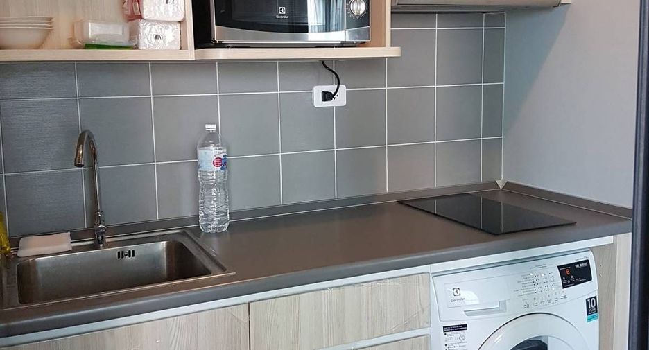 Condo en alquiler y en venta de 2 habitaciones en Bang Na, Bangkok